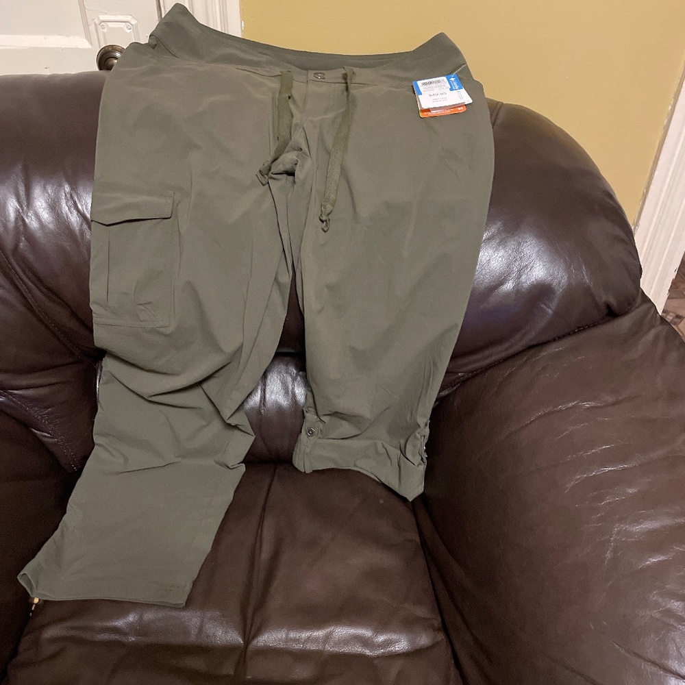 Columbia Omni shield pants /capri .